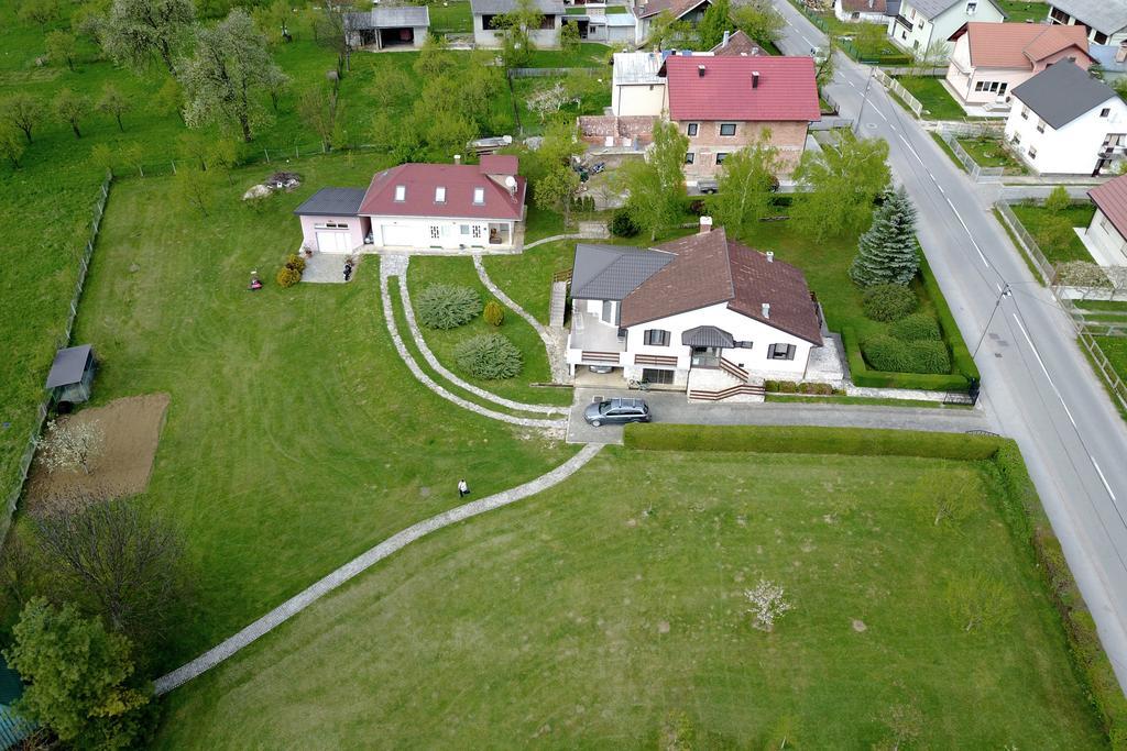 Apartment Oreskovic Otočac 外观 照片