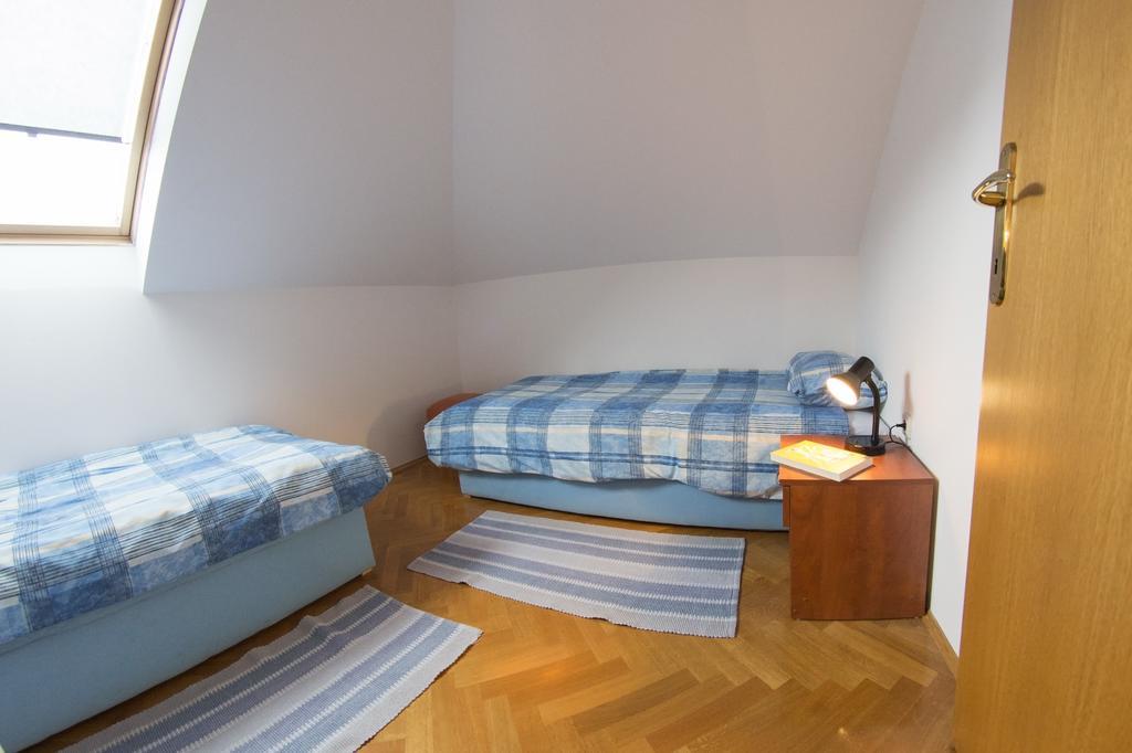 Apartment Oreskovic Otočac 外观 照片