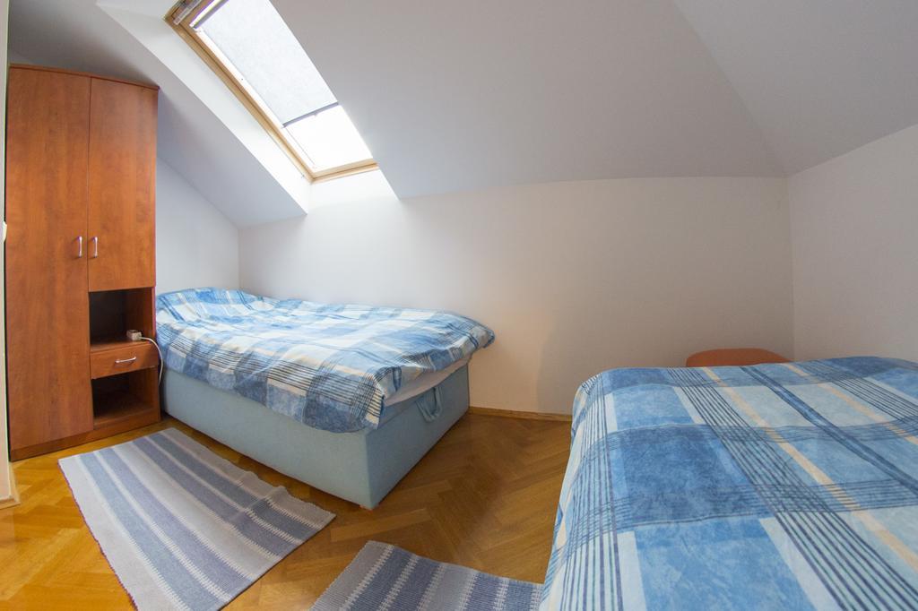 Apartment Oreskovic Otočac 外观 照片